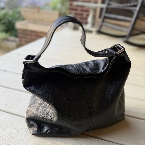 Kooba Classic Black Pebbled Leather Shoulder Bag - Timeless Everyday Hobo - Picture 12 of 13